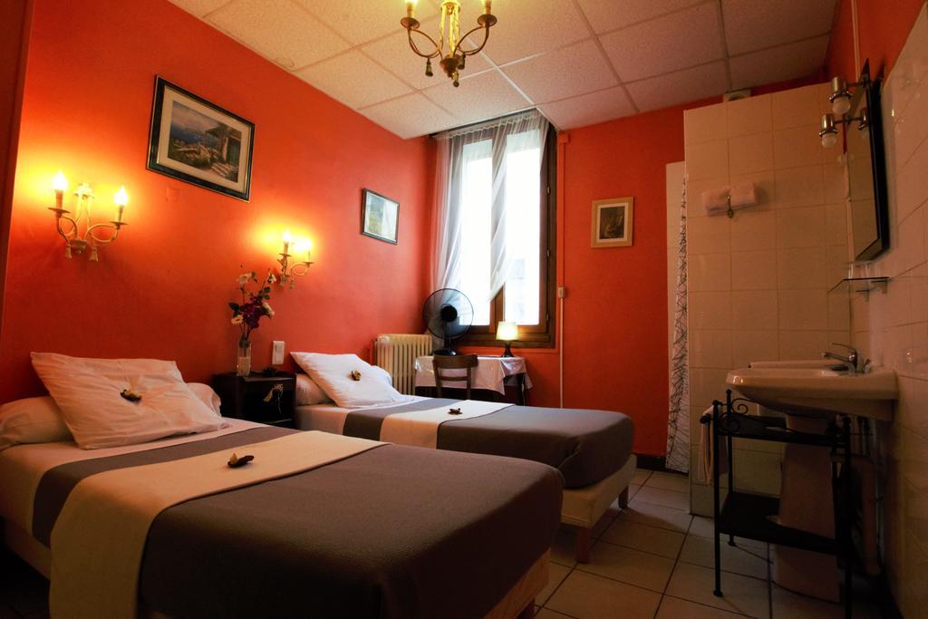 Hotel Innova Cardabella Avignon Room photo